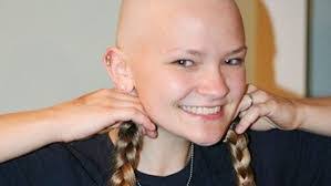 Gloria Ewing's Instagram, Twitter & Facebook