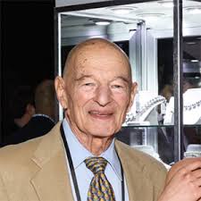 Former Ben Bridge Jeweler Chairman Herb Bridge Dies