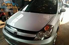 Pajak stream ~ honda stream dijual di indonesia sejak tahun 2001 hingga 2009. Honda Stream Bekas Mpv Kualitas Mewah Fitur Lengkap Tahun Segini Dibandrol Rp 65 Juta Semua Halaman Gridoto Com