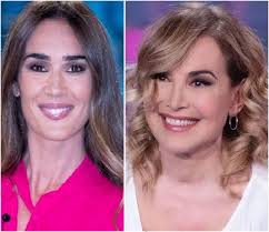 Caterina Balivo sarà ballerina 💃 per una notte a "Ballando con le stelle. Finalmente Milly Carlucci ce l'ha fatta ad ingaggiarla. A rivelare la notizia in anteprima è stato il giornalista Gabriele