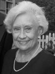 Danielle Walton's Instagram, Twitter & Facebook