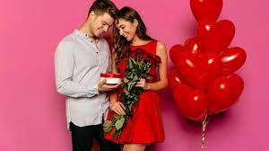 Hmm kata kata diatas memang gak ada yang salah, itu merupakan sebuah ungkapan sayang antar satu sama lain. 30 Kata Kata Happy Anniversary 1 Tahun Buat Pasangan Romantis Dan Menyentuh Hati Hot Liputan6 Com