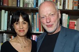 Ezzel a feltétellel ment hozzá Polly Samson David Gilmour-hoz