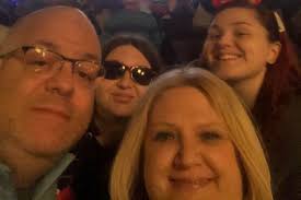 Fundraiser for Julie Hall by Glenn Symonds : Love for the Shane Hall Family