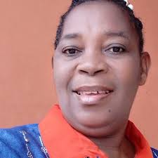 A man came to my shop bought 3 bags of rice at 85k per bag and gave my girl  255k of one thousand naira new note bundles and all were counterfeït God