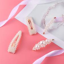 Venta al por mayor de horquillas de perlas de nihaojewelry, la última colección de horquillas de perlas que puede buscar aquí, ahorra un 5% si compre ahora. Broche Con Perlas Accesorio Decorativo Para Cabello A La Moda Veraly