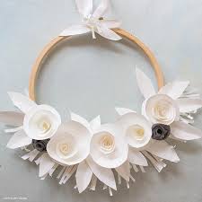 It's a fun paper art project for kids that results in a beautiful canvas! One Easy Beautiful White Paper Wreath That You Ll Want To Make Happy Happy Nester