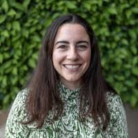 Alix Robinson's Instagram, Twitter & Facebook