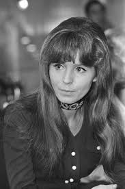Ob zur trauung oder zum tanz auf der feier danach: Manuela Sangerin Wikipedia