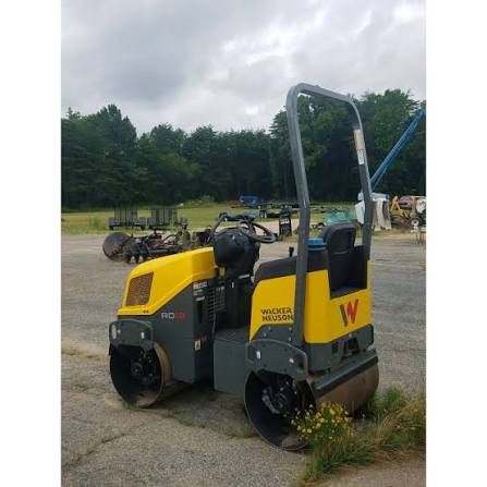 Wacker Neuson RD 15 Smooth Drum Roller