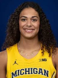 Jessica Fields's Instagram, Twitter & Facebook