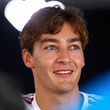 Russell New's Instagram, Twitter & Facebook