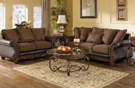 تخفيضات 25 على أثاث Ashley منوعات