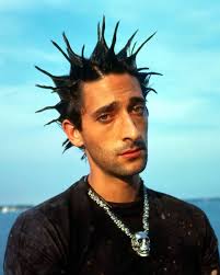 Quelques clichés de "Summer of Sam" avec Adrien Brody. 😎💥 Votre avis sur  ce film ? — https://bit.ly/3ffB6sW #adrienbrody #summerofsam #spikelee