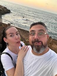 Efrat Tal's Instagram, Twitter & Facebook