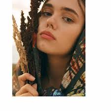 Sasha Berry's Instagram, Twitter & Facebook