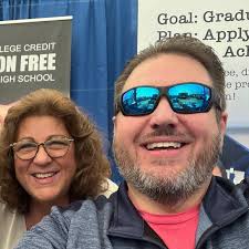 Happy #FeatureFriday! Today we want to recognize the CFCC January employee  of the month: Lindsey Perry, Accounts Payable Supervisor! Here are a few  kind words from Lindsey's colleagues: “Lindsey is a stellar