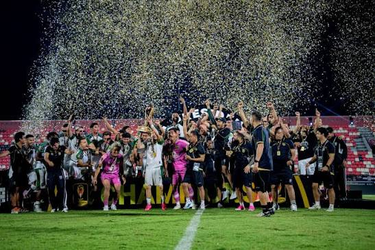 Alhamdulillah, Persebaya juara Piala Presiden 2026. Kita syukuri dan  rayakan, di Gelora Bung Tomo saat International Friendly Game pada Sabtu,  15 Agustus nanti. Kita berjuang lebih keras lagi untuk Super League. Salam