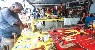 Selamat bersara kami seluruh warga kerja kraftangan malaysia cawangan melaka mengucapkan selamat bersara dan didoakan kesejahteraan dan kebahagiaan berpanjangan. Ketengah Kesenian Pelbagai Kaum
