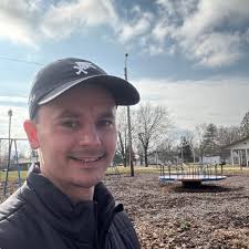 Where can I get my lawn mower blade sharpened and small engine tuned up in  Lawrence, Kansas?