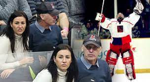 We did not find results for: Dominik Hasek A Nova Laska Kdo Je Jeho Tmavovlaska Blesk Sport