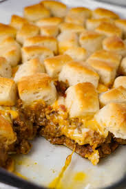 Add the ground beef and onion. Bacon Cheeseburger Biscuit Casserole This Is Not Diet Food