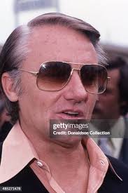 1,100 Bob Vaughn Photos & High Res Pictures