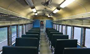 行在山海間解憂藍皮火車每日一班往返 坐上就是回憶 微笑台灣編輯室 微笑台灣 用深度旅遊體驗鄉鎮魅力 home home decor