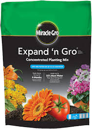 Enriched with a blend of compost, plant food and other essential nutrients, it will feed plants for up to 3 months. The 10 Best Soils For Raised Beds Of 2021 Best Garden Tips