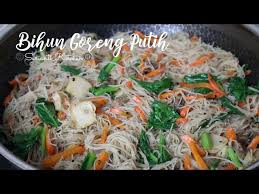 Rahsia kepada mee goreng basah yang sedap adalah air rebusan kulit udang kerana menambahkan lagi rasa manis seafood. Bihun Goreng Putih Simple Dan Sedap Menu Yang Tak Pernah Jemu Litetube