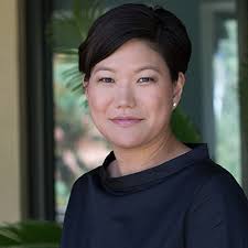 Caroline Moon's Instagram, Twitter & Facebook