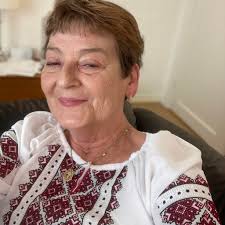 Vi gratulerer Vermund Vevle med 70-årsdag (maskinfører) og Marek Radzik med  60-årsdag! (Forskalingssnekker) Vi er glade for at dere begge fortsatt  "står på i 110". Dagene ble i dag markert med kake,