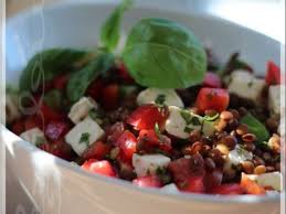 Salade De Lentilles A La Mediterraneenne Recette Ptitchef Recette Salade De Lentilles Recette Cuisine Italienne Recette Salade Lentilles