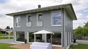 Schwedenhäuser überzeugen zum einen durch ihr einladendes äußeres, nämlich die leuchtende. Schwedenhaus Bauen Infos Zu Preisen Hausern Und Anbietern