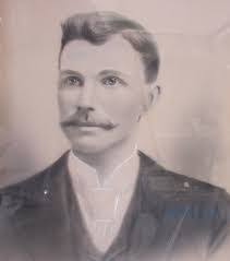 John Isham's Instagram, Twitter & Facebook