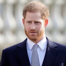 Die beziehung von prinz harry und prinz william soll auf der kippe stehen. Prinz Harry Ist In London Angekommen Trauerfeier Fur Prinz Philip Steht Bevor Der Spiegel