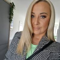 30+ "Karla Horn" profiles