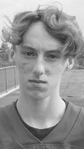 Fire destroys buildings