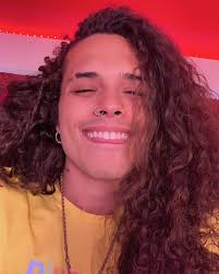 One accurate tab per song. 287 5 Mil Curtidas 4 355 Comentarios V I T A O Vitao No Instagram Cute Boys Guys Boys