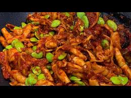 Resep sambal goreng krecek merupakan salah satu resep masakan tradisional yang khas dari yogyakarta. Sambal Tumis Sotong Kering Kembang By Masak Apa Kita Resepi 331 Litetube