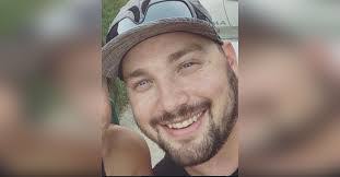 Alan Corey's Instagram, Twitter & Facebook