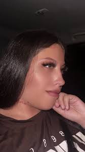 Zara Bee Tran Woman TikTok