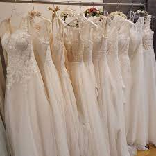 Das teuerste kleid kostet 497 euro! Das Brautmoden Outlet Bleib Treu