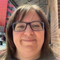 Julie Saltzman's Instagram, Twitter & Facebook