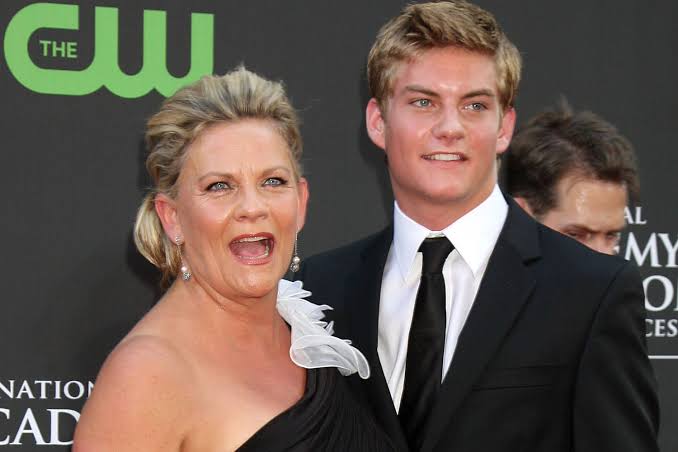 Guiding Light' Star Kim Zimmer on Working with Son Jake Weary (Exclusive)