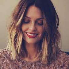 Frisuren mittellang schnitte und stylings für schulterlange haare. Diese Frisur Ersetzt 2017 Offiziell Den Long Bob Wienerin Haare Bob Rundes Gesicht Bob Schneiden
