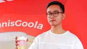 Sejak desember 2010, ia membuka usaha katering yang diberi nama chilli pari. Jokowi S Eldest Son Gibran Says He S Handing Over F B Businesses To Brother Kaesang Shifts Focus To Political Career Coconuts Jakarta