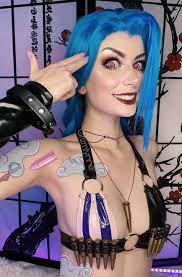 Self] gremlynne as jinx from league of legends : r/cosplay