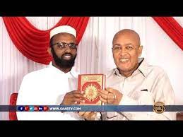 Cabdi ismaaciil samatar waa aqoonyahan, baare, iyo afmaal falanqeeya arrimaha geyska afrika, gaar ahaan soomaaliya. Gudoomiye Cirro Oo Ka Qayb Galay Qalin Jabinta Ardayda Markiska Macalin Shukri Youtube