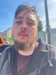 Rant This evening between 6-9pm someone stole my daughters bicycle from  outside the Powerhouse Theatre while she was in rehearsal. Here is a pic